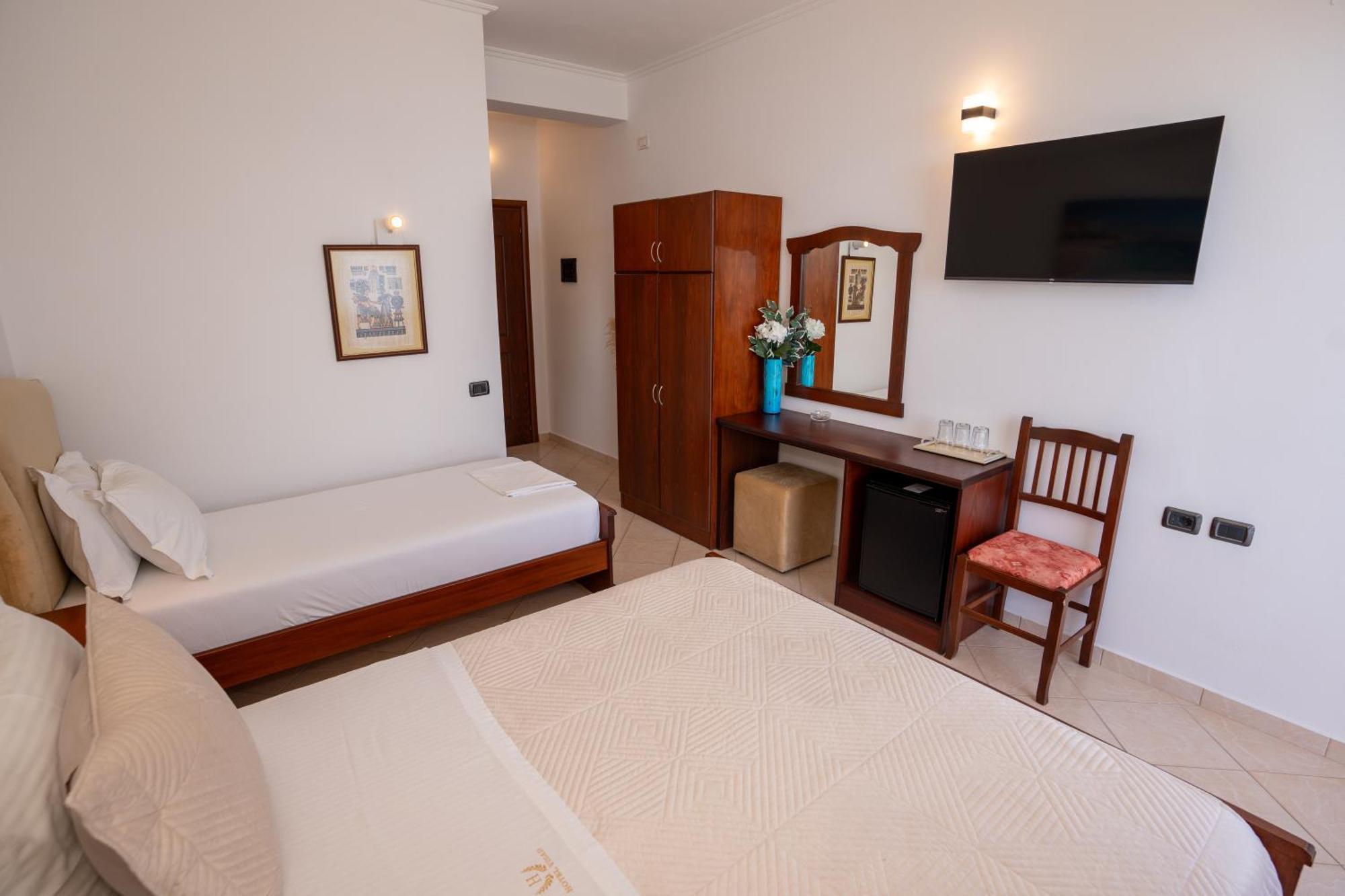 Hotel Visad Sarande Exterior photo